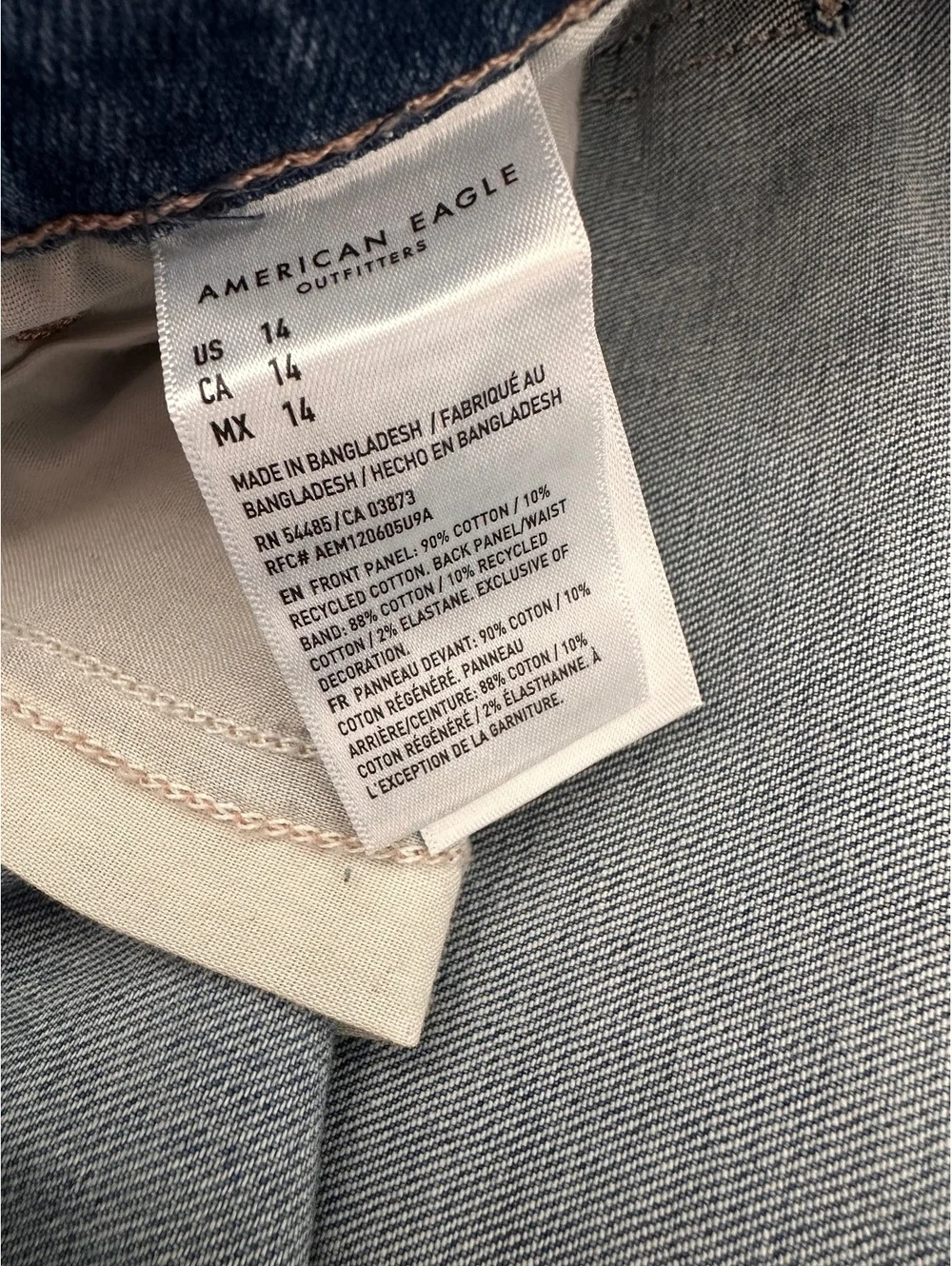 American Eagle Strigid Curvy Relaxed Denim Jean Shorts High Rise Women’s size 14